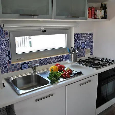 Flat For 3 Persons Near The 3*