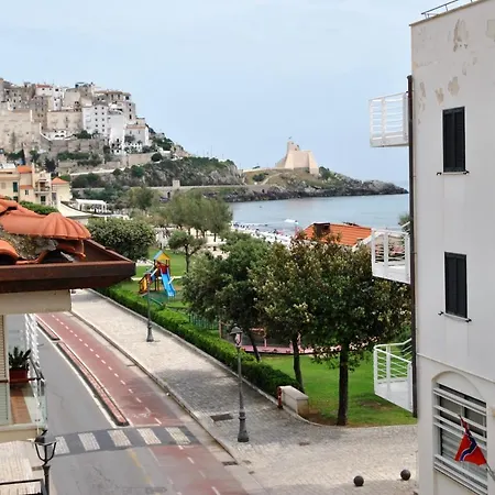 Flat For 3 Persons Near The فندق