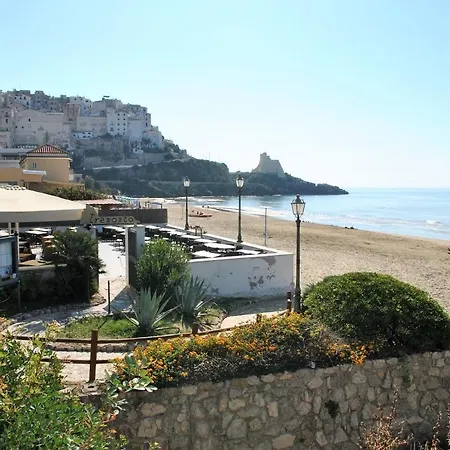 Flat For 3 Persons Near The فندق 3*